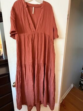 Anthropologie The Kallie Flowy Maxi Dress - M